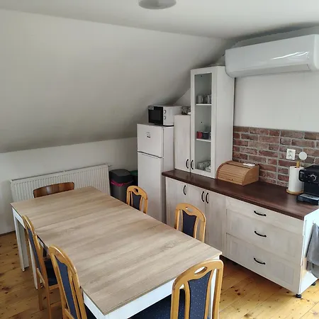 2 Apartment *