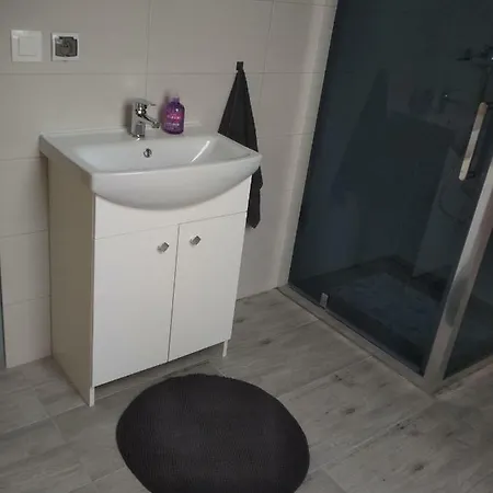 Apartment 2 *