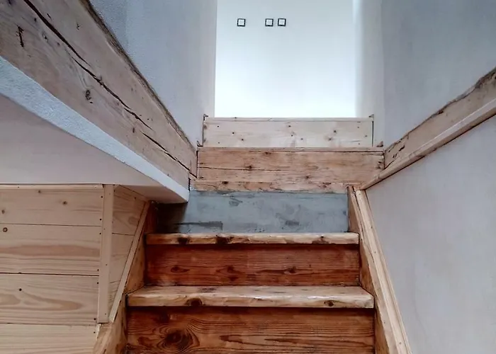 2 Apartment *